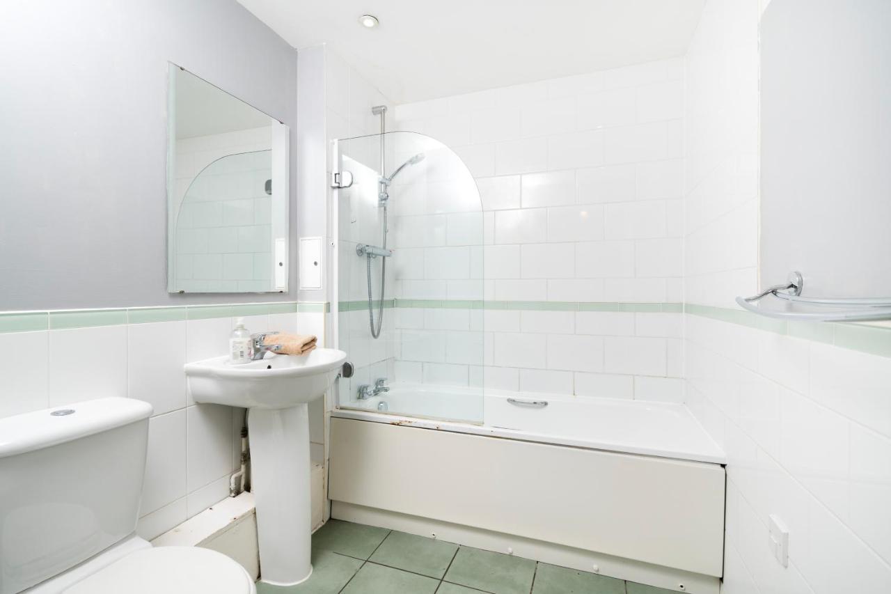 伦敦Cosy Flat Right Opp Tube Station公寓 外观 照片
